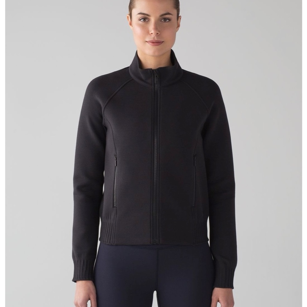 🍋 Lululemon NTS jacket Sz 4